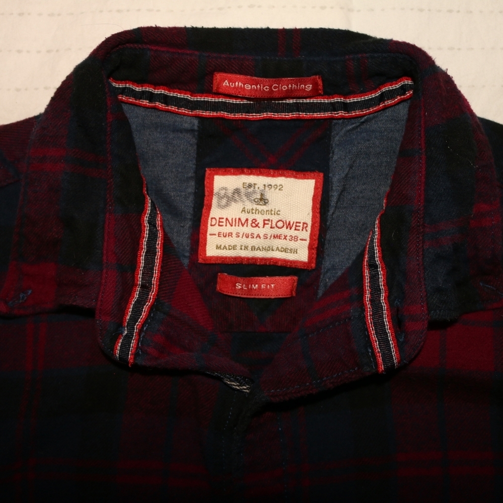 Flannel - Picture 3 of 4